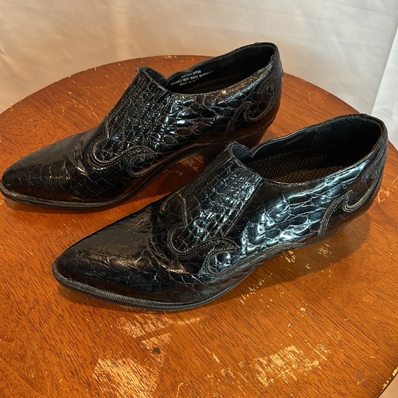 Vintage Dingo Black Leather Slip On Crocodile Shoes Booties size 7 or 7.5 - Picture 2 of 6